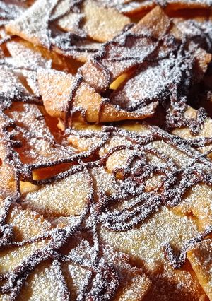 Foto di Chiacchiere con cioccolato