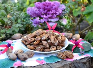 Una foto de Nueces escarchadas💕