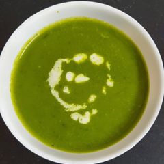 Spinach soup A picture of Spinach soup.