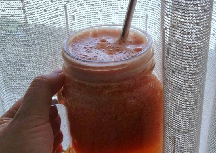 Recipe of Speedy Pear Tomato and Carrot Juice