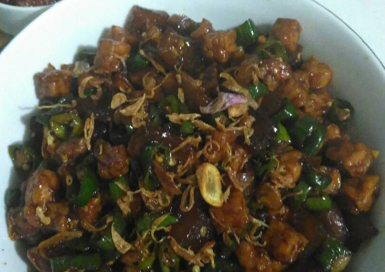 Resep Tumis kikil tempe cabai hijau yang Menggugah Selera