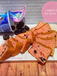 Foto resep 105. Strawberry Oreo MiLk Chiffon Cake
