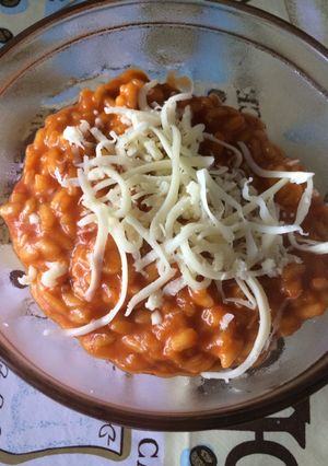 A picture of Tomato creamy risotto.