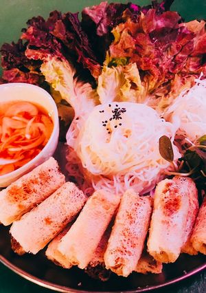 Hình của món Bún chả kiểu hàn.