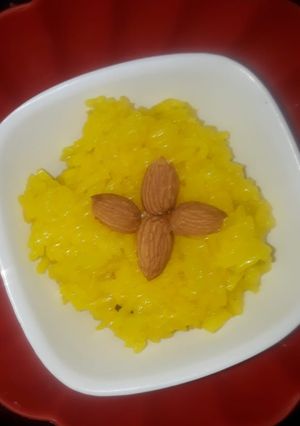A picture of Sweet yellow rice.