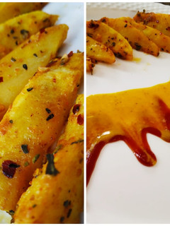 A picture of Baked potatoes with chilli flakes and mustard sauce.