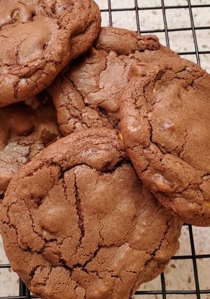 A picture of My 3 Different Chips Double Chocolate Chip Cookies.