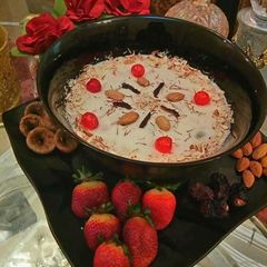 Almond Rice kheer wid strowbarries...fun with fruits A picture of Almond Rice kheer wid strowbarries...fun with fruits.