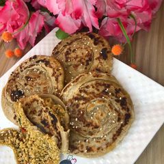 A picture of Chicken stuffed paratha.