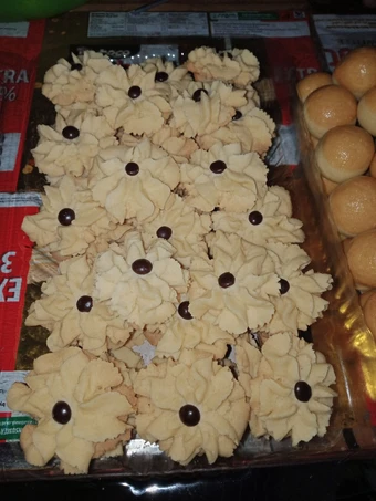 Cara Mudah Menyiapkan Resep Kue semprit yang Lezat Anti Ribet, Lezat