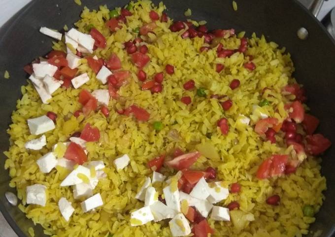 Shahi paneer poha Recipe by Kiran Vyas - Cookpad