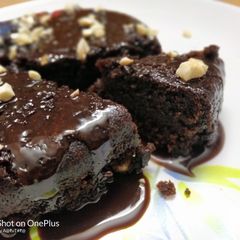 A picture of Biscuit Chocolate Cake No oven With 4 ingredients.