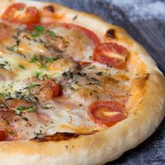 A picture of Pizza dough.