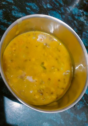 A picture of Chane urad ki daal.