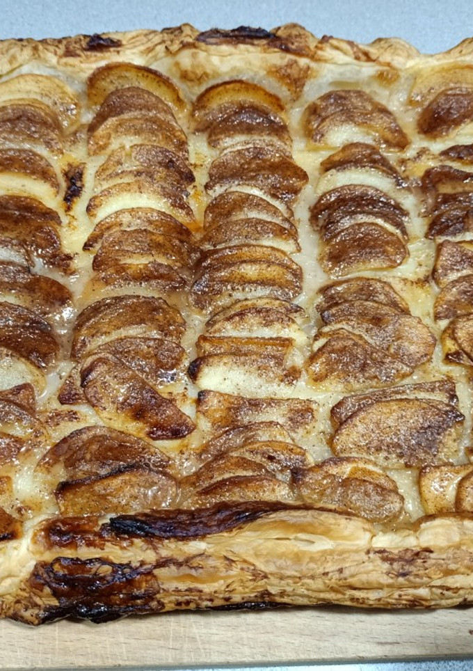 Una foto de Hojaldre de manzana rápido