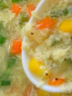 A picture of Veggies Egg Drop Soup.