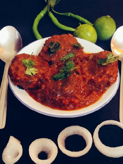 लौकी के कोफ्ते (lauki ke kofte recipe in Hindi) रेसिपी मुख्य फोटो