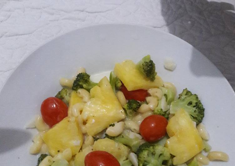 Macaroni nenas vege