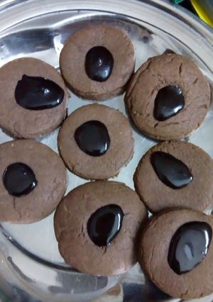 A picture of Chocolate biscuits.