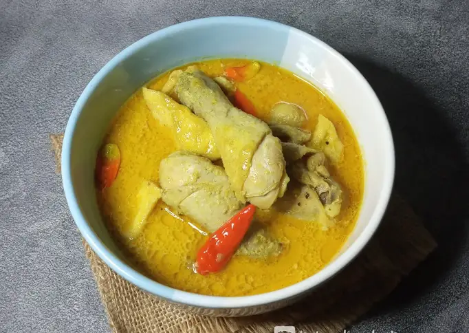 Ayam Tuyuhan Khas Rembang
