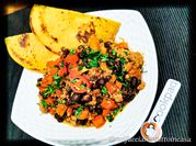 Una foto di chili con carne