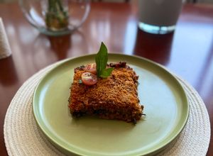 Una foto de Parmigiana di melanzane con carne picada🍆