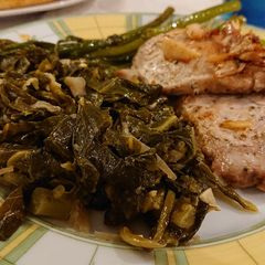 A picture of Dijon Spring Greens.