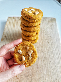 Una foto de 🍪COOKIES DE BONIATO Y ANACARDOS SIN AZÚCAR🍪