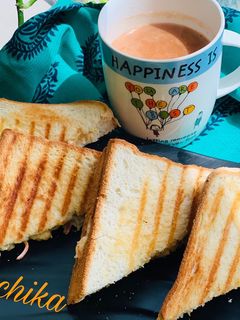 A picture of Coleslaw Sandwich.