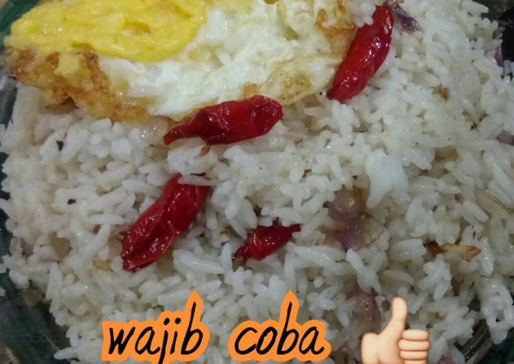 Resep Nasi goreng nyanyah(Betawi) yang Bikin Ngiler