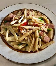 thịt xông khói măng