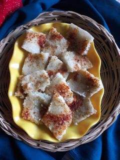 રવાના ઢોકળા(rava na dhokla recipe in gujarati) રેસીપી મુખ્ય ફોટો