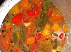 Una foto de Conserva de Locoto o Jalapeño Agridulce (Ajíes Agridulces)
