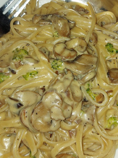 A picture of Broccoli and Mushroom Fettucine Alfredo.