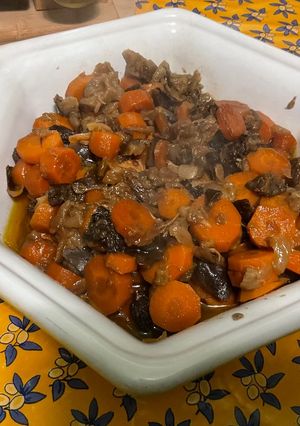 Une photo de Sauté de légumes en sucré salé, aubergine et carottes aux champignons