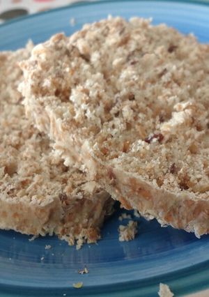 Una foto de Pan de molde de salvado con semillas de lino