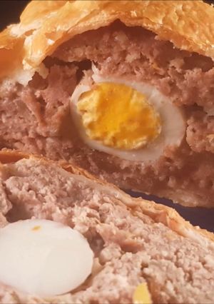 Una foto de Redondo de carne picada relleno