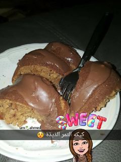 صورة لوصفة كيكه التمر الغنية