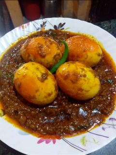 ডিম কষা (dim kosha recipe in Bengali) রেসিপির প্রধান ছবি