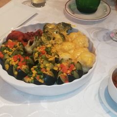 A picture of Vegetable Platter.