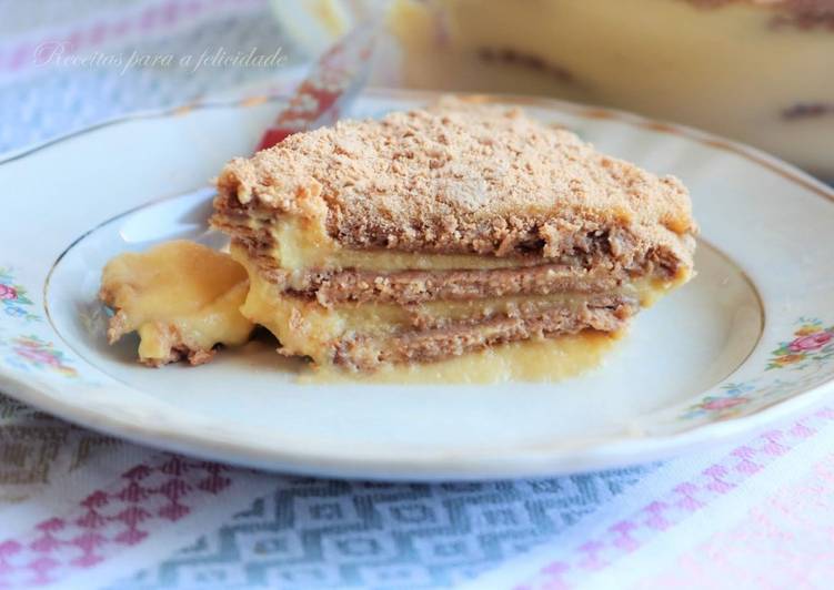 Pudim de Bolacha com Leite Condensado e Boca Doce