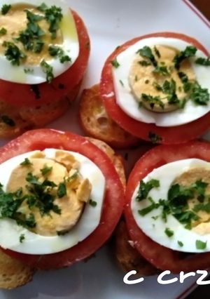 Una foto de Tostadas con huevo