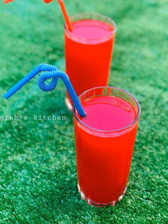 Watermelon and strawberry drink ainihin hoton girkin