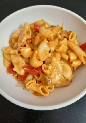 A picture of Veggie pasta.