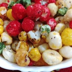 A picture of Caramelized Makhana fox seeds.