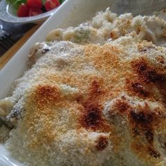 A picture of Family's Favorite Chicken Gratin.