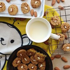 A picture of Wheat Almond Biscotti.
