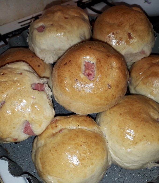 Una foto de Pancitos saborizados de jamón y queso