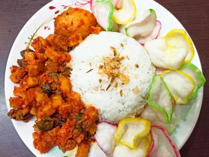 Langkah Mudah untuk Menyiapkan Resep Sambal goreng ati kentang tahu yang Enak Banget Anti Ribet, Menggugah Selera