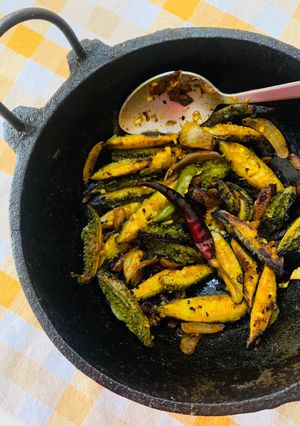 A picture of Pyaj Karela fry (Onion and bitter gourd fry).